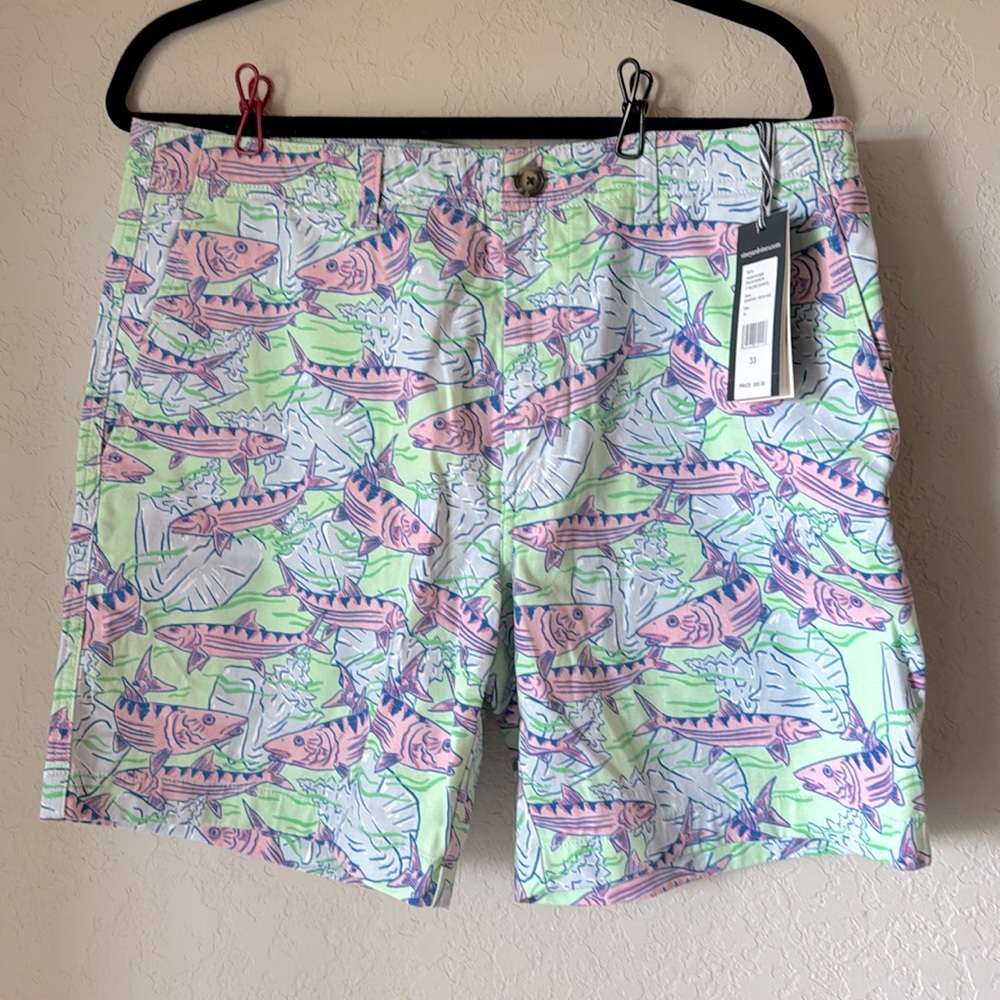 NWT Vineyard Vines Island Shorts | Fish & Conch Print | Waist 33 | 7" Inseam